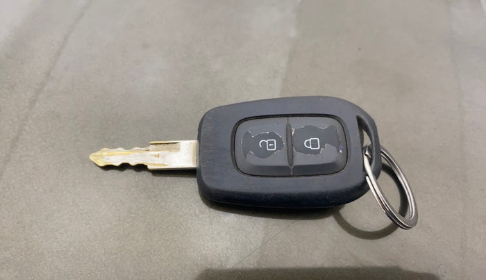 2017 Renault Kwid RXT 0.8, Petrol, Manual, 66,608 km, Key Close Up