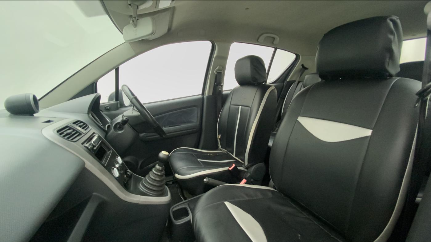 2011 Maruti Ritz VXI, Petrol, Manual, 33,438 km, Right Side Front Door Cabin