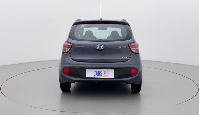 2017 Hyundai Grand i10 SPORTZ (O) AT 1.2 KAPPA VTVT, Petrol, Automatic, 41,385 km, Back/Rear