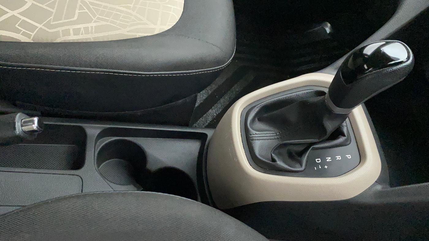 2017 Hyundai Grand i10 SPORTZ (O) AT 1.2 KAPPA VTVT, Petrol, Automatic, 41,385 km, Gear Lever