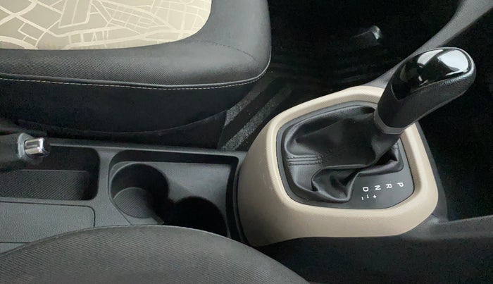 2017 Hyundai Grand i10 SPORTZ (O) AT 1.2 KAPPA VTVT, Petrol, Automatic, 41,385 km, Gear Lever