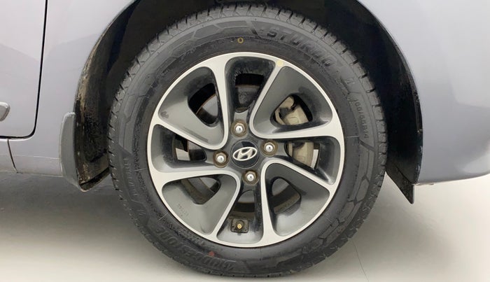 2017 Hyundai Grand i10 SPORTZ (O) AT 1.2 KAPPA VTVT, Petrol, Automatic, 41,385 km, Right Front Wheel