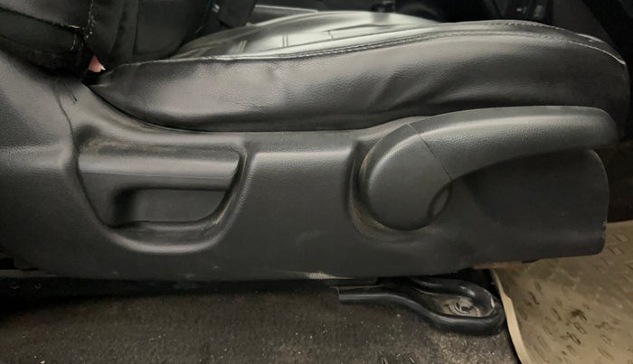 2018 Honda WR-V 1.5L I-DTEC VX MT, Diesel, Manual, 90,467 km, Driver Side Adjustment Panel