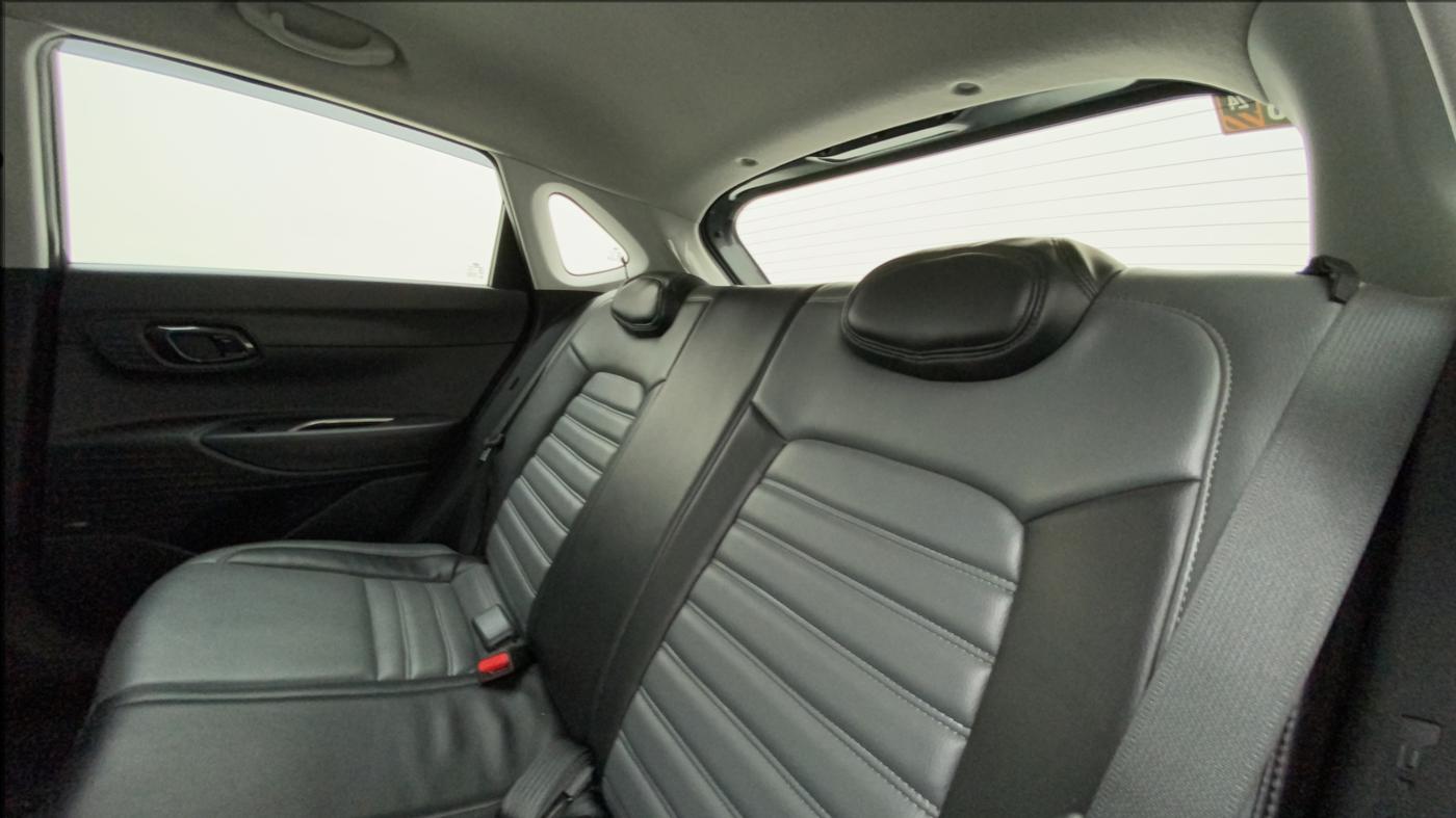 2021 Hyundai NEW I20 ASTA 1.2 AT, Petrol, Automatic, 11,069 km, Right Side Rear Door Cabin