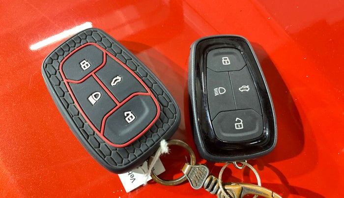 2022 Tata NEXON XZ PLUS (HS) DIESEL, Diesel, Manual, 14,095 km, Key Close Up