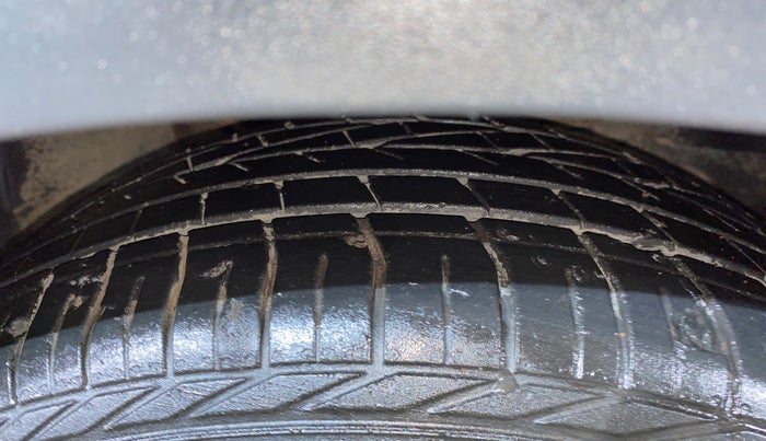 2022 Tata NEXON XZ PLUS (HS) DIESEL, Diesel, Manual, 14,095 km, Right Front Tyre Tread