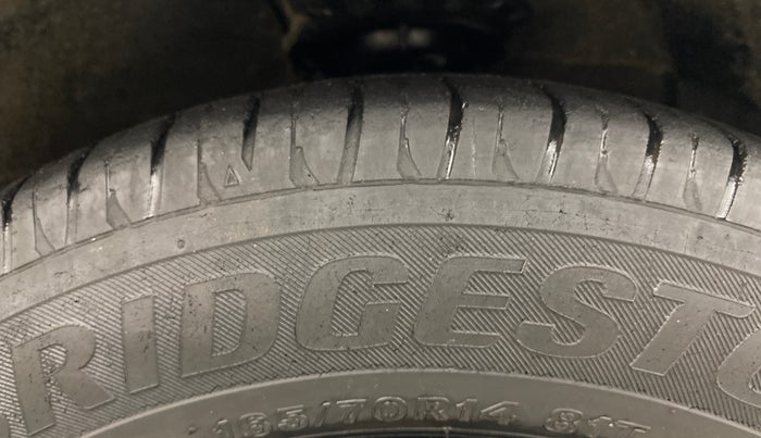 2014 Hyundai Grand i10 SPORTZ 1.2 KAPPA VTVT, Petrol, Manual, 74,156 km, Right Front Tyre Tread