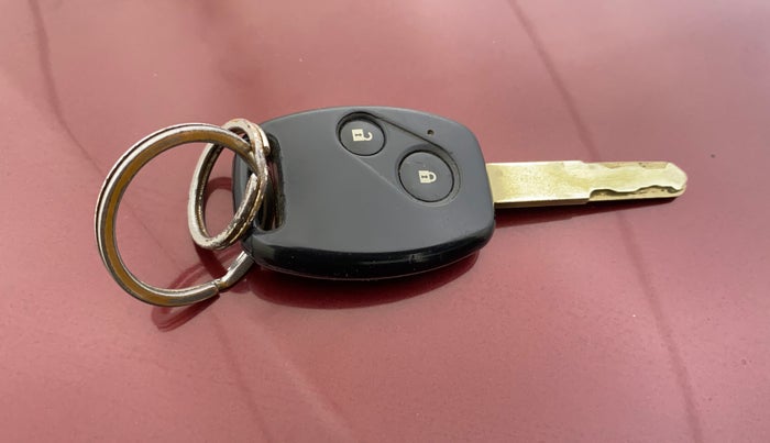 2013 Honda Amaze 1.2L I-VTEC VX AT, Petrol, Automatic, 40,934 km, Key Close Up