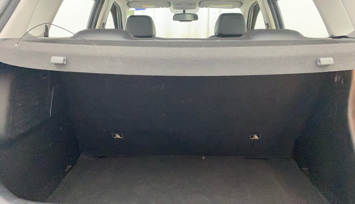 2021 Hyundai NEW I20 Asta 1.0 GDI Turbo IMT, Petrol, Manual, 29,721 km, Boot Inside