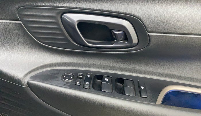 2021 Hyundai NEW I20 Asta 1.0 GDI Turbo IMT, Petrol, Manual, 29,721 km, Driver Side Door Panels Control