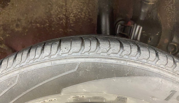 2022 Hyundai NEW I20 ASTA (O) 1.2 MT, Petrol, Manual, 53,181 km, Left Rear Tyre Tread