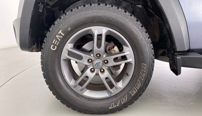 2021 Mahindra Thar LX PETROL HT 4WD AT, Petrol, Automatic, 5,948 km, Left Front Wheel