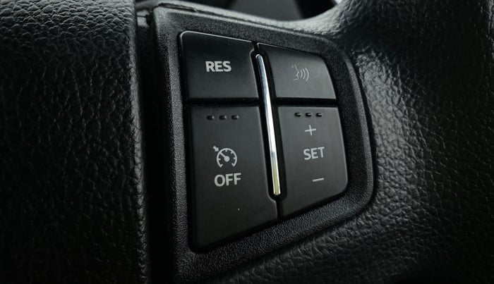 2021 Mahindra Thar LX PETROL HT 4WD AT, Petrol, Automatic, 5,948 km, Adaptive Cruise Control