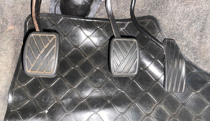 2014 Maruti Wagon R Stingray VXI, Petrol, Manual, 54,124 km, Pedals