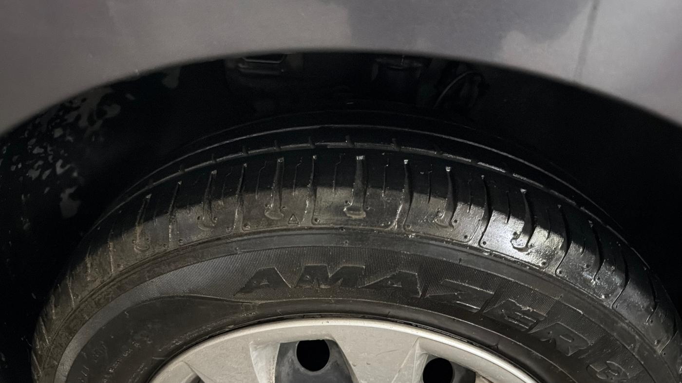 2015 Hyundai Elite i20 SPORTZ 1.2, Petrol, Manual, 41,833 km, Left Front Tyre Tread