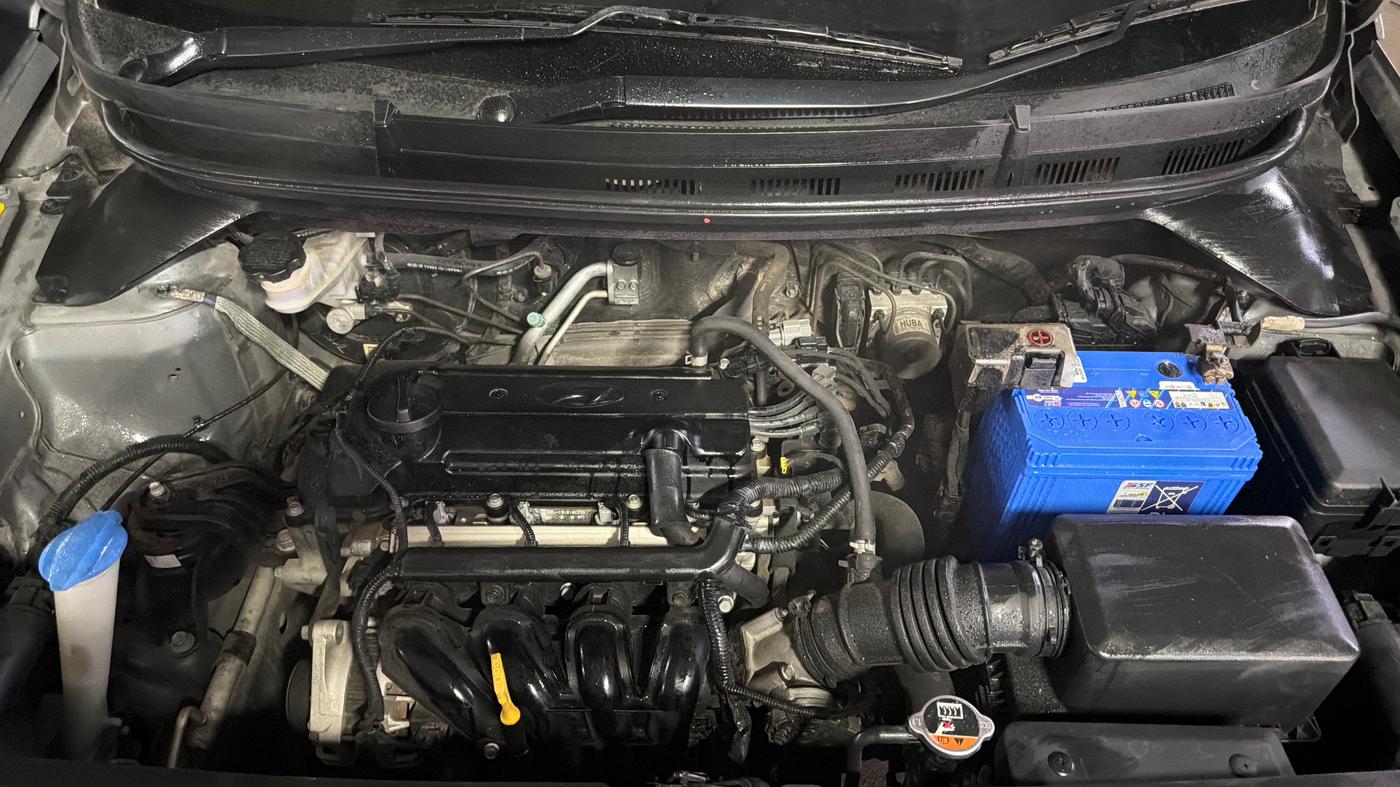 2015 Hyundai Elite i20 SPORTZ 1.2, Petrol, Manual, 41,833 km, Engine View