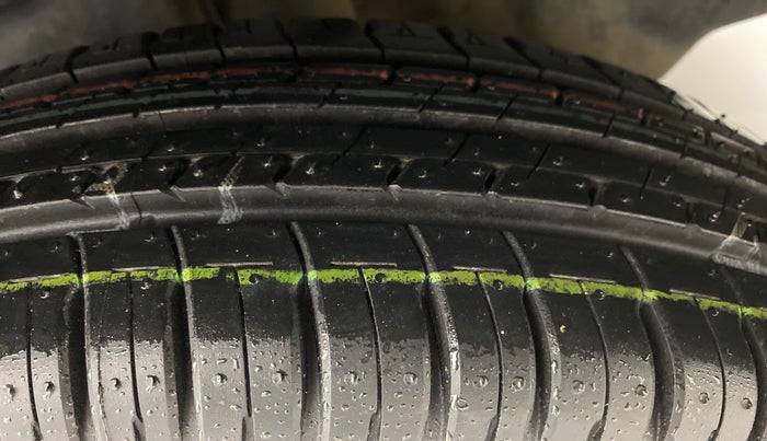 2017 Maruti Dzire VXI AMT, Petrol, Automatic, 46,434 km, Left Rear Tyre Tread