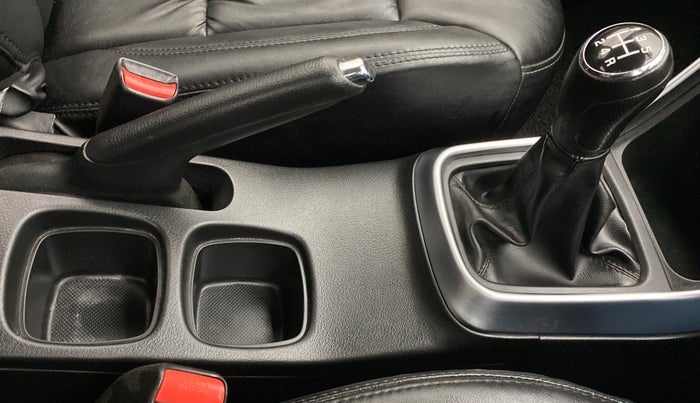 2018 Maruti S Cross ZETA 1.3 SHVS, Diesel, Manual, 48,827 km, Gear Lever