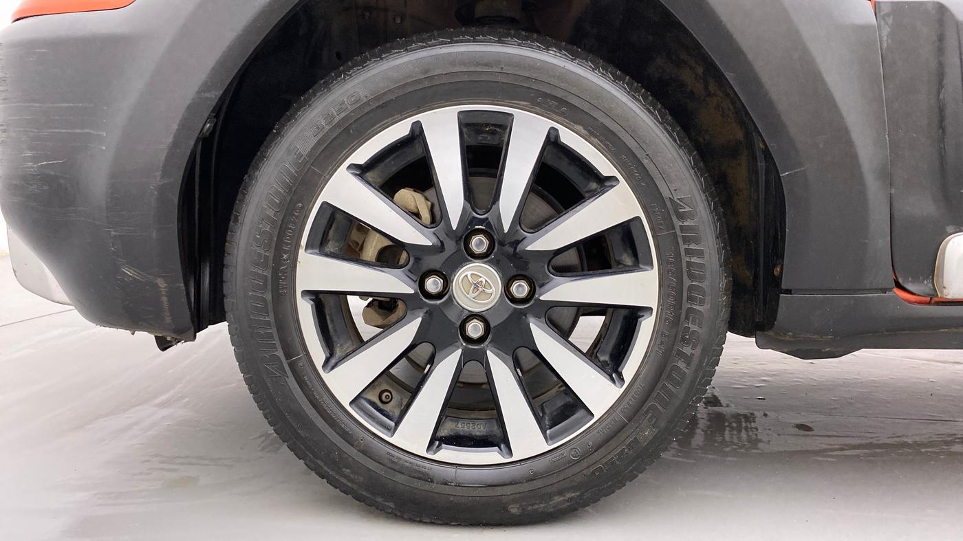 2015 Toyota Etios CROSS 1.2 G, Petrol, Manual, 57,349 km, Left Front Wheel