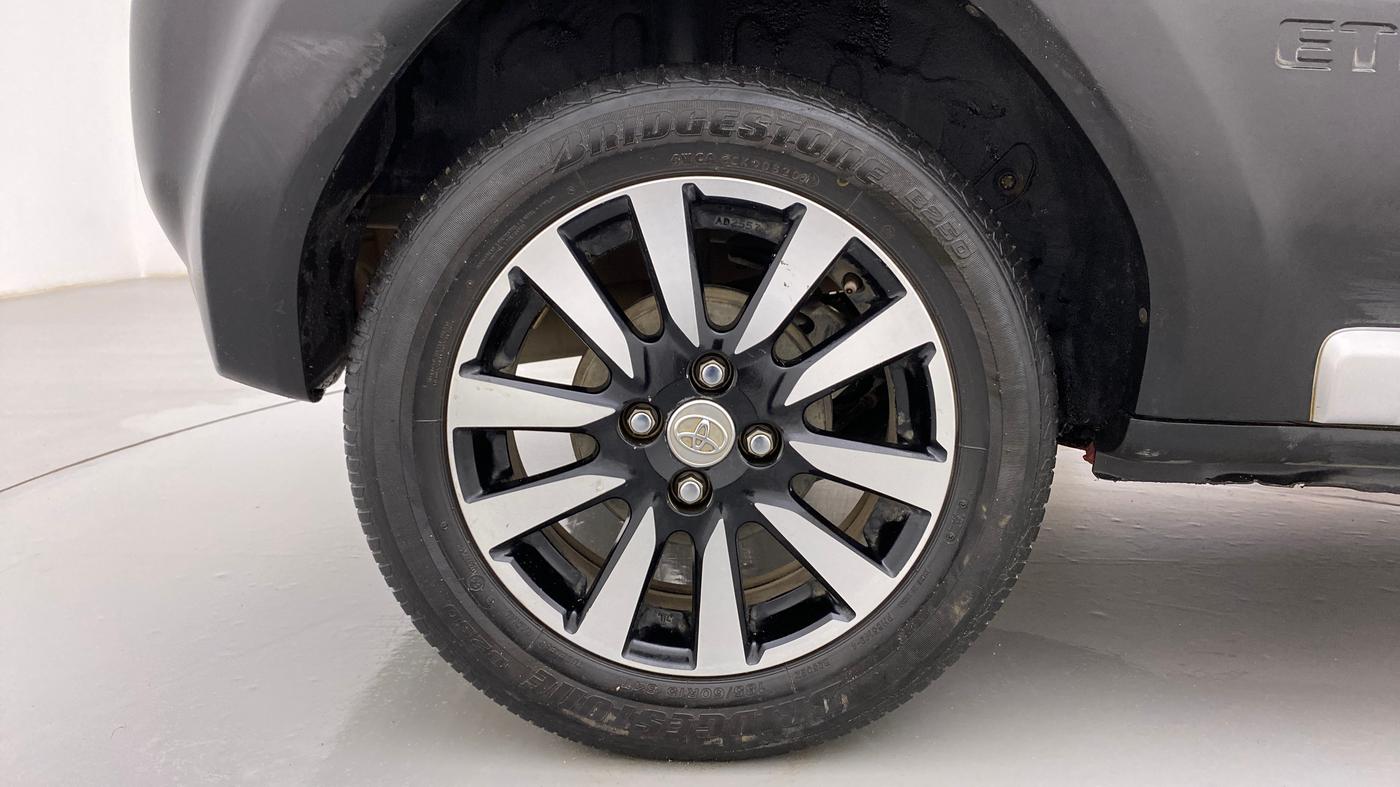 2015 Toyota Etios CROSS 1.2 G, Petrol, Manual, 57,349 km, Right Rear Wheel