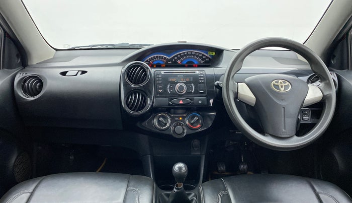 2015 Toyota Etios CROSS 1.2 G, Petrol, Manual, 57,349 km, Dashboard