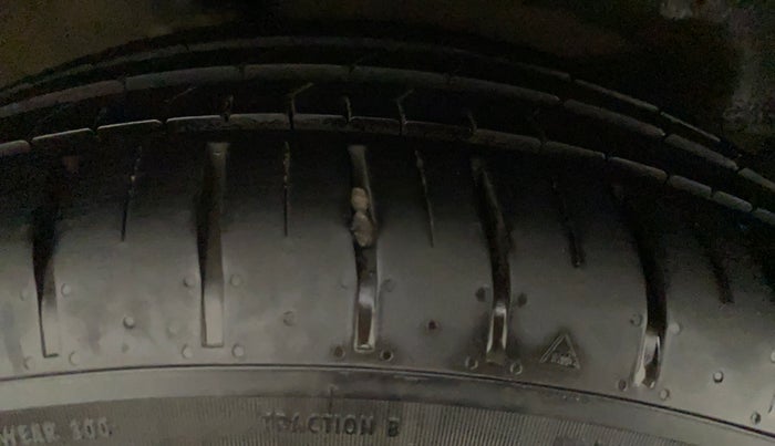 2017 Honda WR-V 1.2L I-VTEC VX MT, Petrol, Manual, 62,675 km, Left Front Tyre Tread