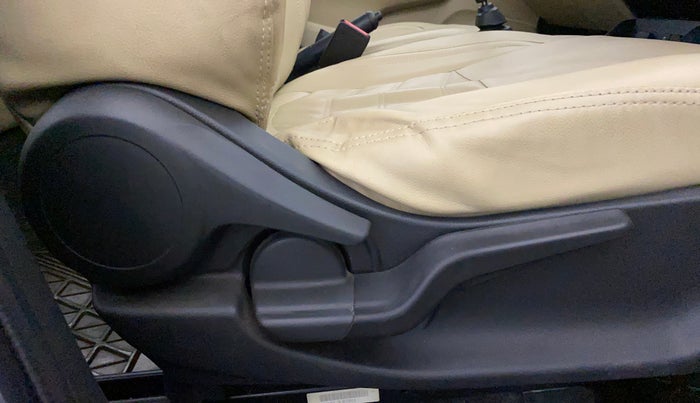 2019 Honda Amaze 1.2L I-VTEC VX, Petrol, Manual, 7,149 km, Driver Side Adjustment Panel