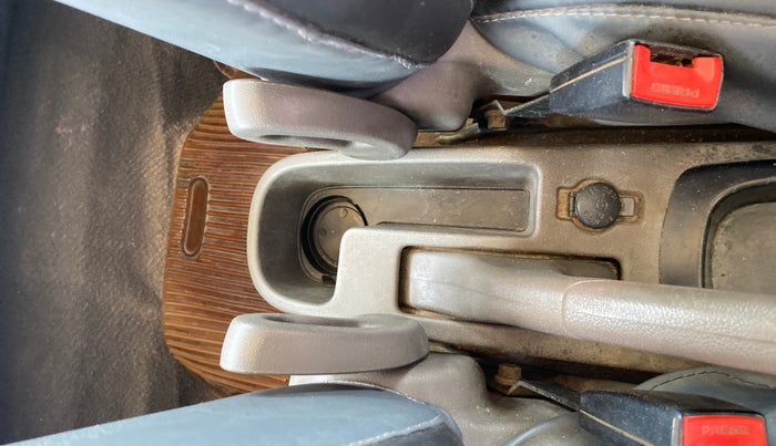 2013 Hyundai i10 MAGNA 1.2, Petrol, Manual, 82,749 km, Driver Side Adjustment Panel