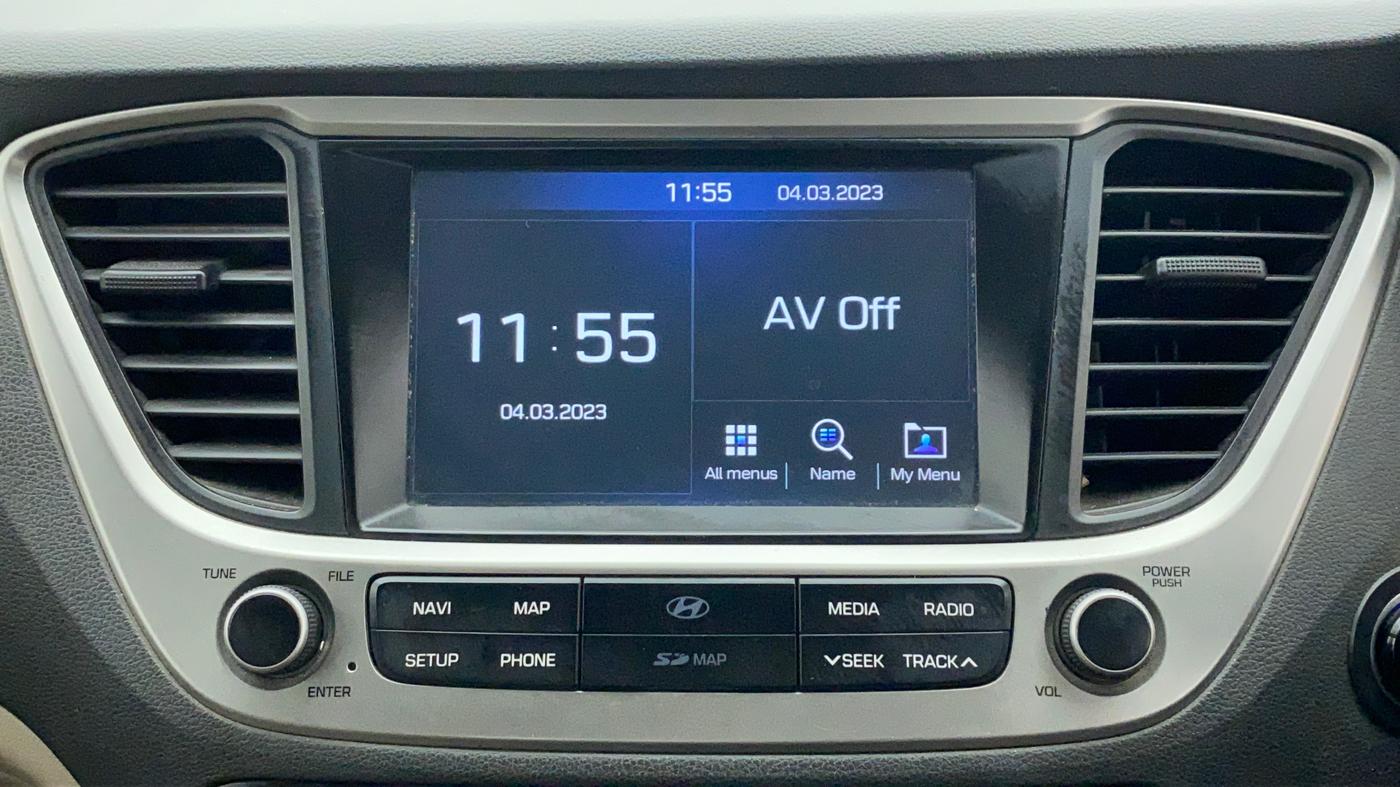 2017 Hyundai Verna 1.6 VTVT SX (O) AT, Petrol, Automatic, 45,879 km, Infotainment System