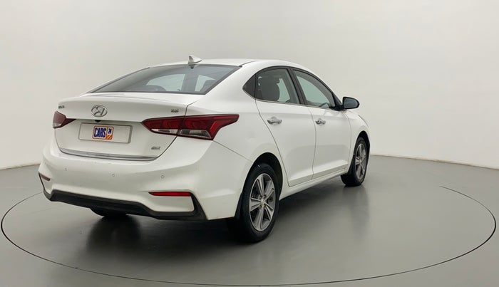 2017 Hyundai Verna 1.6 VTVT SX (O) AT, Petrol, Automatic, 45,879 km, Right Back Diagonal