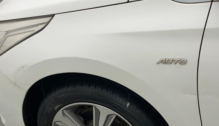 2017 Hyundai Verna 1.6 VTVT SX (O) AT, Petrol, Automatic, 45,879 km, Left fender - Minor scratches