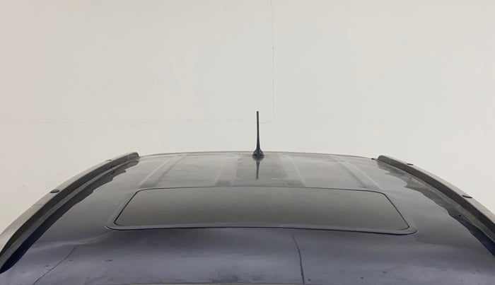 2017 Tata Hexa XTA 4X2 7 STR, Diesel, Automatic, 1,39,861 km, Moonroof/ Sunroof