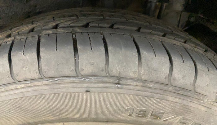 2023 Tata NEXON XMA PLUS SUNROOF PETROL, Petrol, Automatic, 40,242 km, Left Rear Tyre Tread