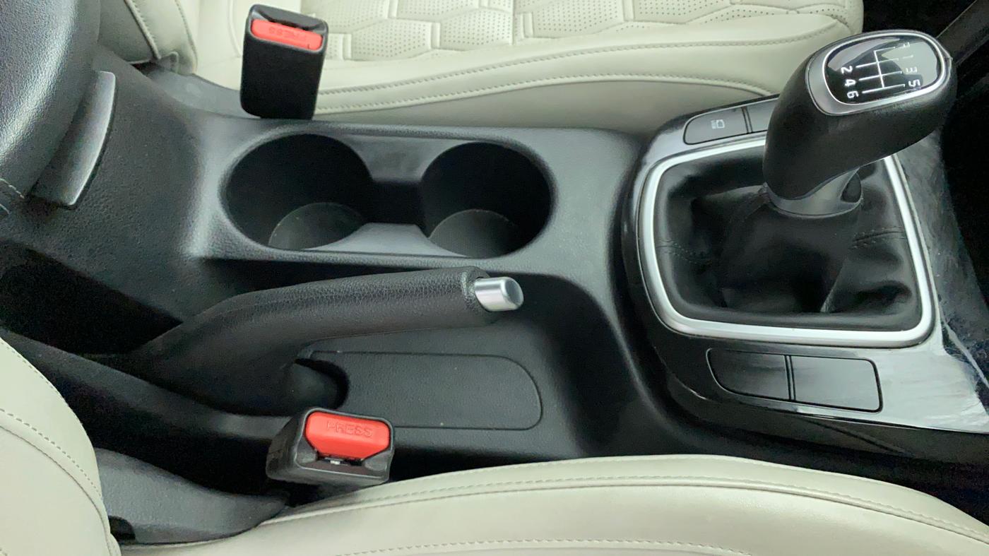 2019 KIA SELTOS HTX 1.5 DIESEL, Diesel, Manual, 62,084 km, Gear Lever