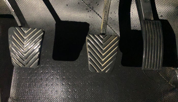 2017 Hyundai Elite i20 ASTA 1.2 (O), Petrol, Manual, 50,645 km, Pedals