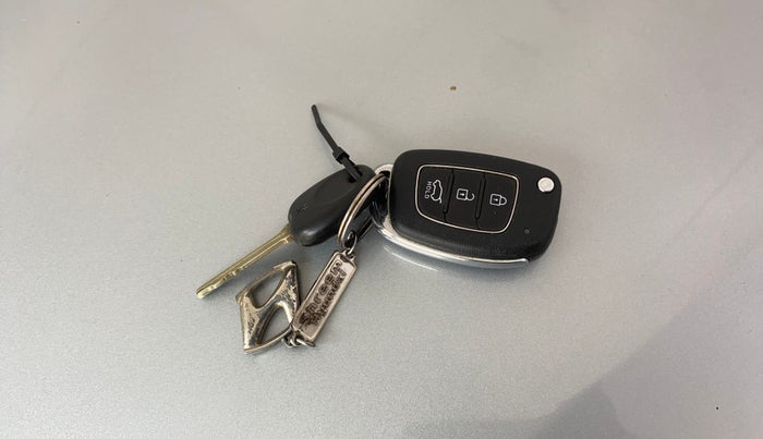 2019 Hyundai Elite i20 SPORTZ PLUS 1.2, Petrol, Manual, 10,864 km, Key Close Up