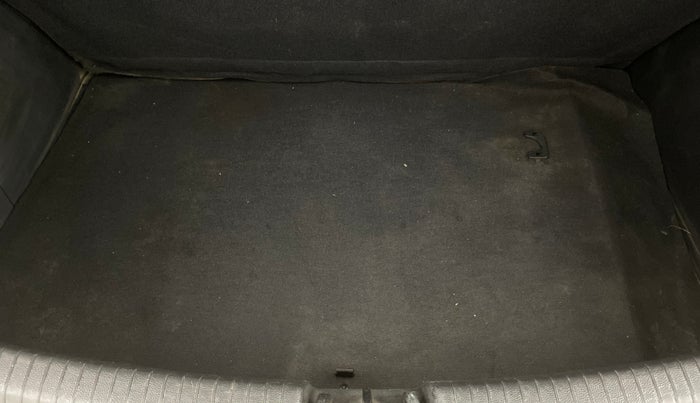 2015 Hyundai Grand i10 SPORTZ 1.2 KAPPA VTVT, Petrol, Manual, 82,147 km, Boot Inside