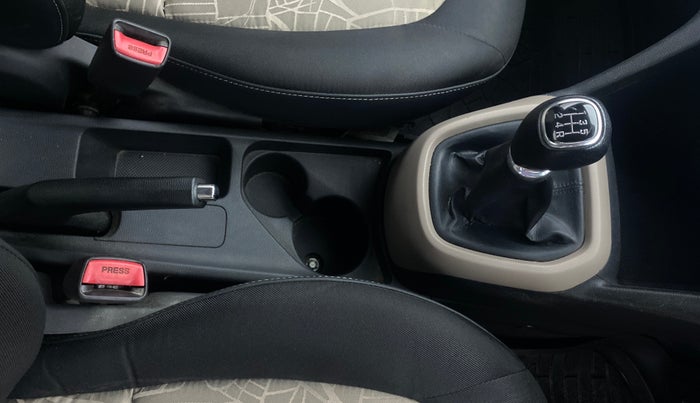 2015 Hyundai Grand i10 SPORTZ 1.2 KAPPA VTVT, Petrol, Manual, 82,147 km, Gear Lever