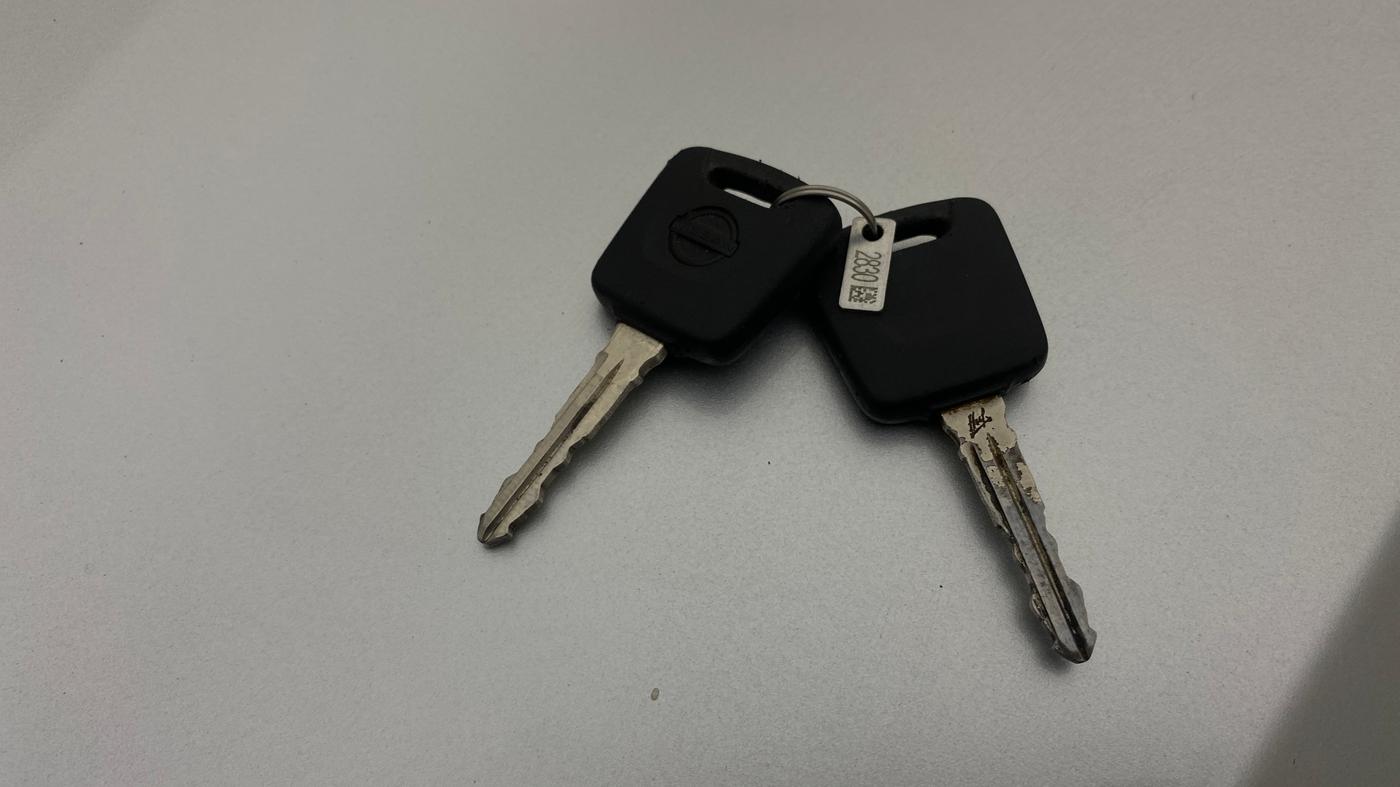 2021 Nissan MAGNITE XE, Petrol, Manual, 57,667 km, Key Close Up