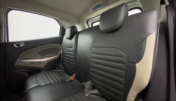 2016 Ford Ecosport 1.5 TITANIUM TI VCT AT, Petrol, Automatic, 52,176 km, Right Side Rear Door Cabin