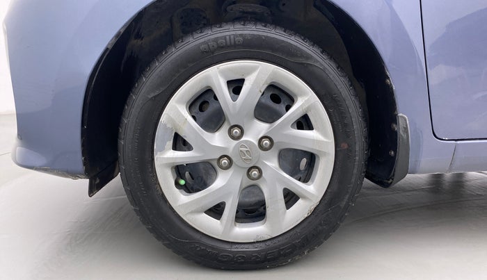 2017 Hyundai Grand i10 SPORTZ 1.2 KAPPA VTVT, Petrol, Manual, 39,595 km, Left Front Wheel
