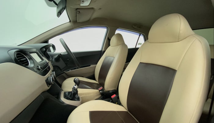 2017 Hyundai Grand i10 SPORTZ 1.2 KAPPA VTVT, Petrol, Manual, 39,595 km, Right Side Front Door Cabin