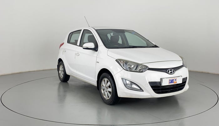 2014 Hyundai i20 SPORTZ 1.2 VTVT, Petrol, Manual, 65,518 km, Right Front Diagonal