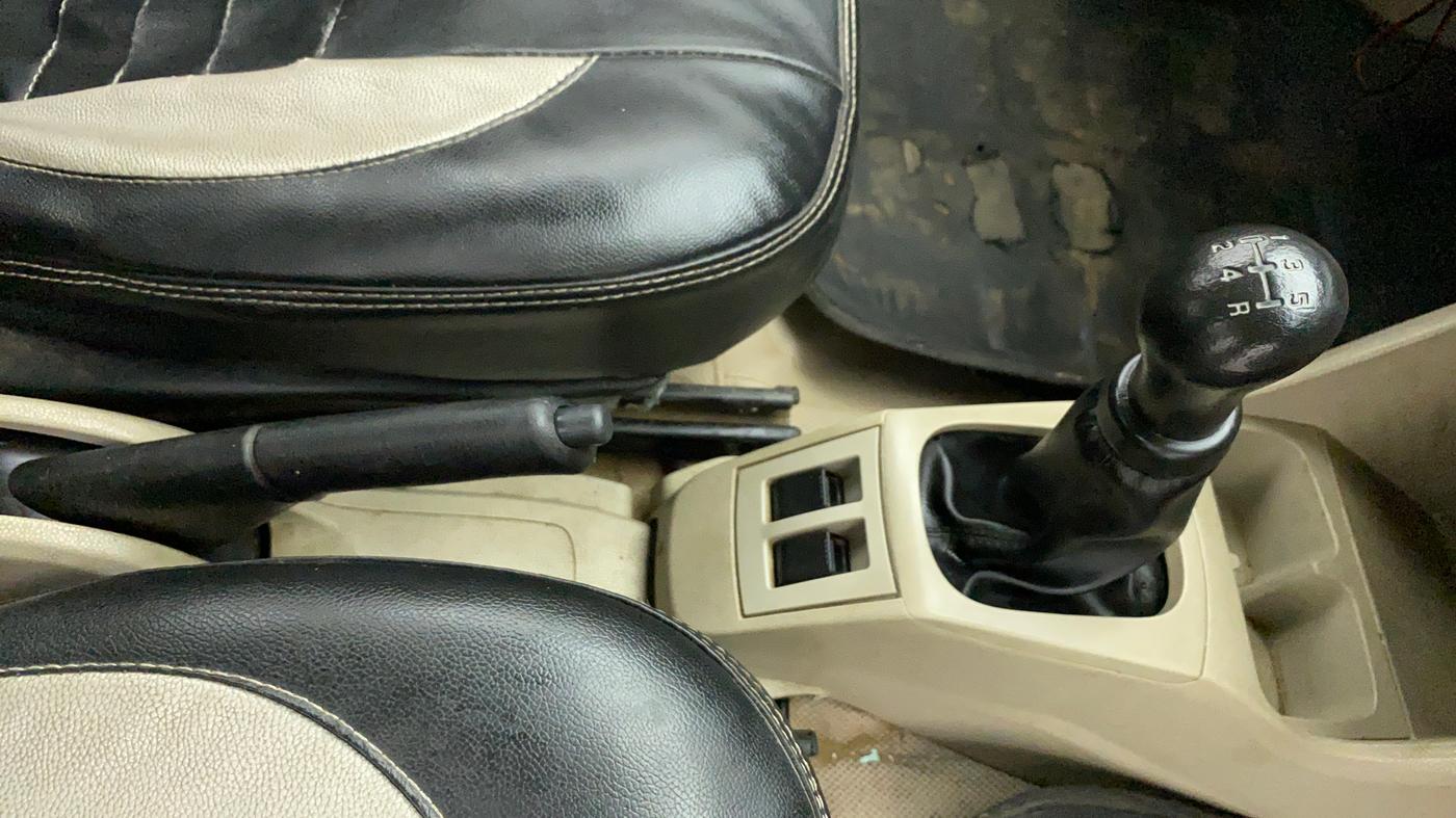 2019 Maruti Alto LXI, Petrol, Manual, 46,970 km, Gear Lever