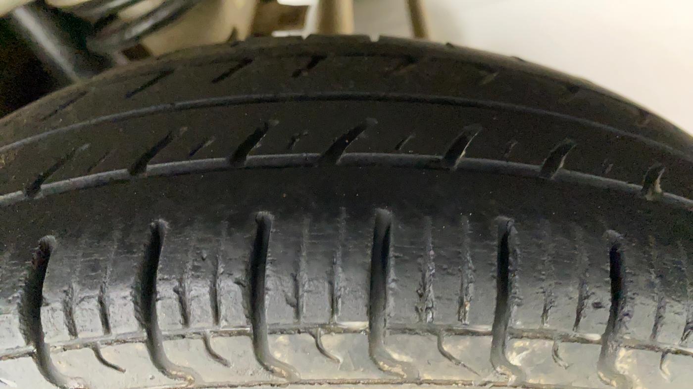 2019 Maruti Alto LXI, Petrol, Manual, 46,970 km, Left Rear Tyre Tread