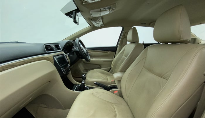 2019 Maruti Ciaz ALPHA DIESEL 1.5, Diesel, Manual, 57,128 km, Right Side Front Door Cabin