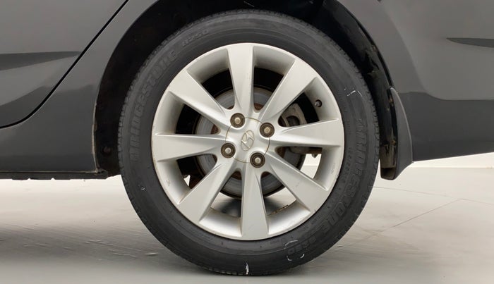 2013 Hyundai Verna FLUIDIC 1.6 SX VTVT, Petrol, Manual, 50,715 km, Left Rear Wheel
