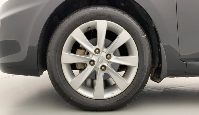 2013 Hyundai Verna FLUIDIC 1.6 SX VTVT, Petrol, Manual, 50,715 km, Left Front Wheel
