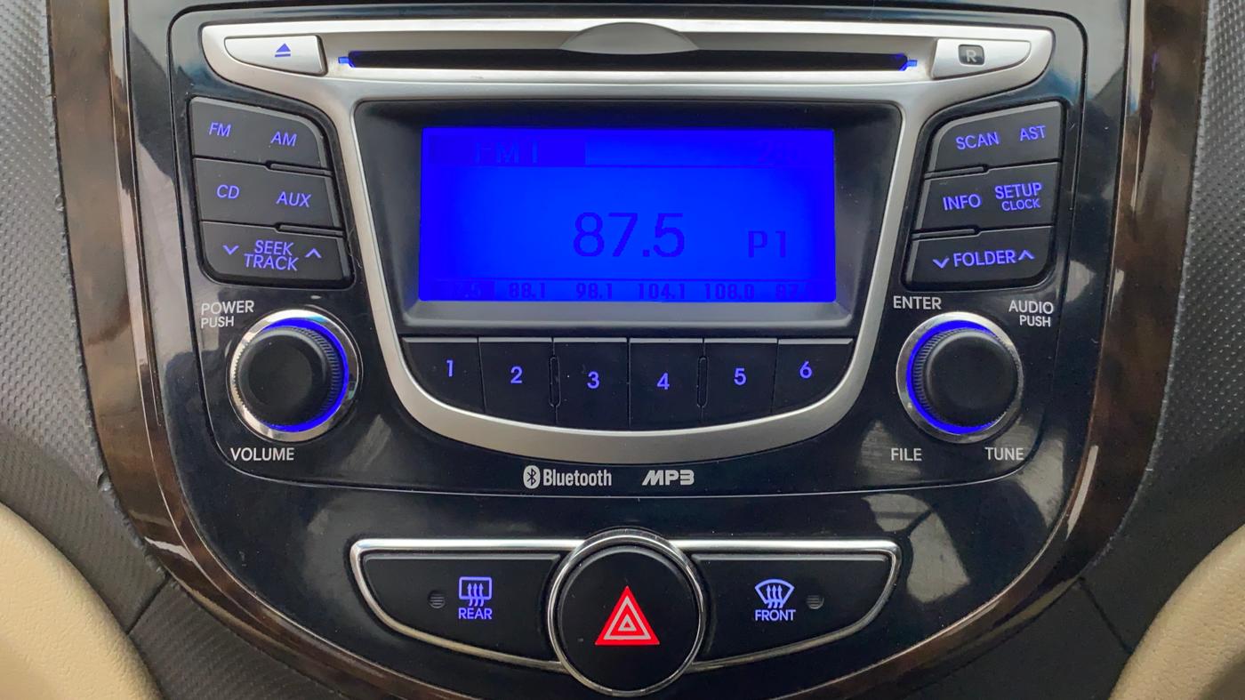 2013 Hyundai Verna FLUIDIC 1.6 SX VTVT, Petrol, Manual, 50,715 km, Infotainment System