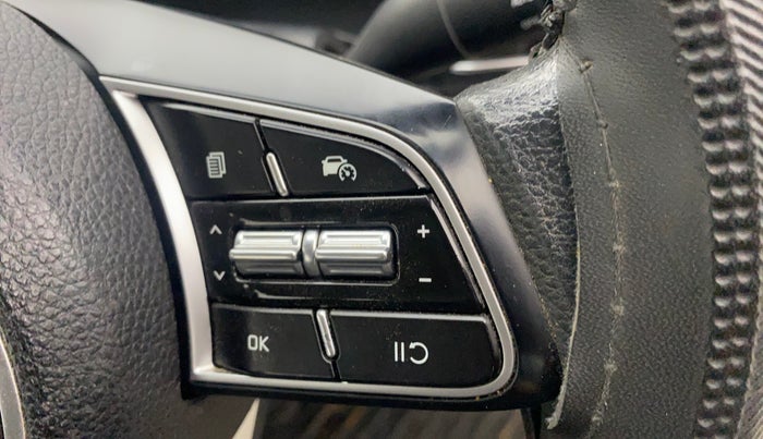 2022 KIA CARENS PRESTIGE PLUS 1.4 PETROL 7 STR, Petrol, Manual, 37,844 km, Adaptive Cruise Control